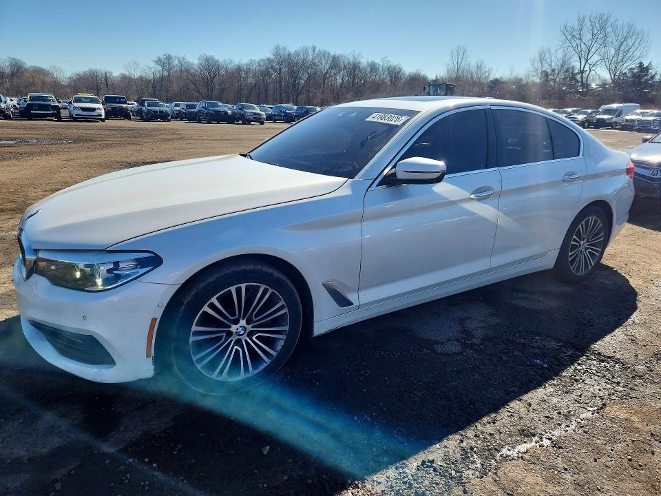 2017 BMW 540 — VIN WBAJE7C34HG889857