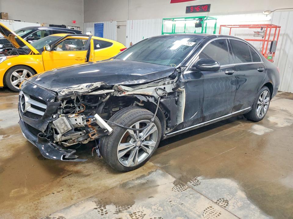2016 MERCEDES-BENZ C — VIN 55SWF4KB0GU163420
