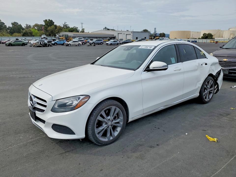 2016 MERCEDES-BENZ C — VIN 55SWF4KB0GU121846