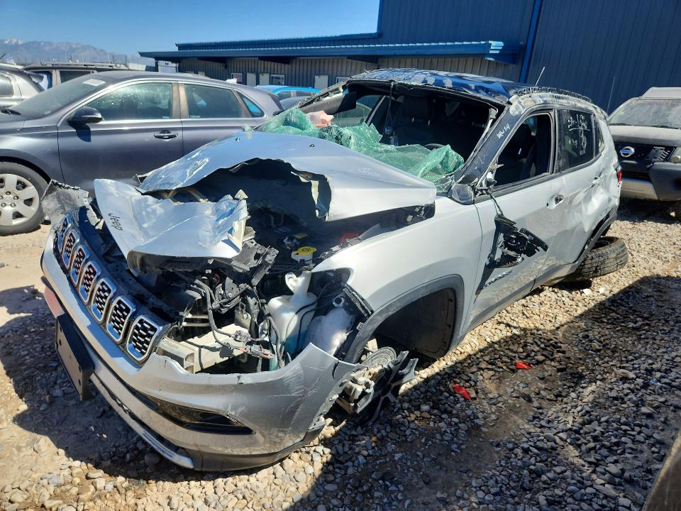 3C4NJDCNXST545999