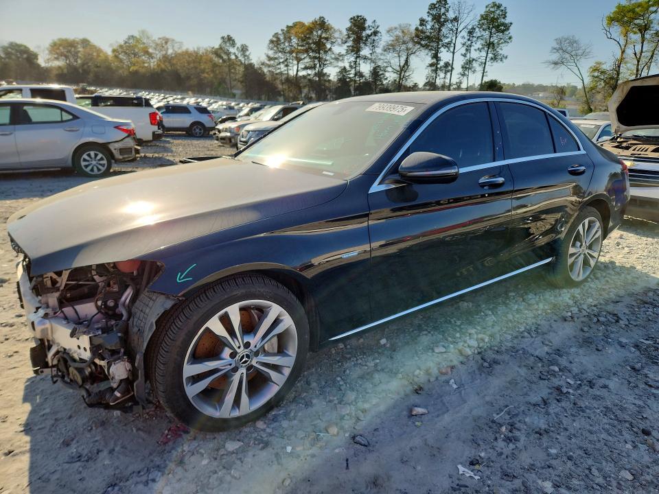 2018 MERCEDES-BENZ C — VIN 55SWF4HB2JU256289
