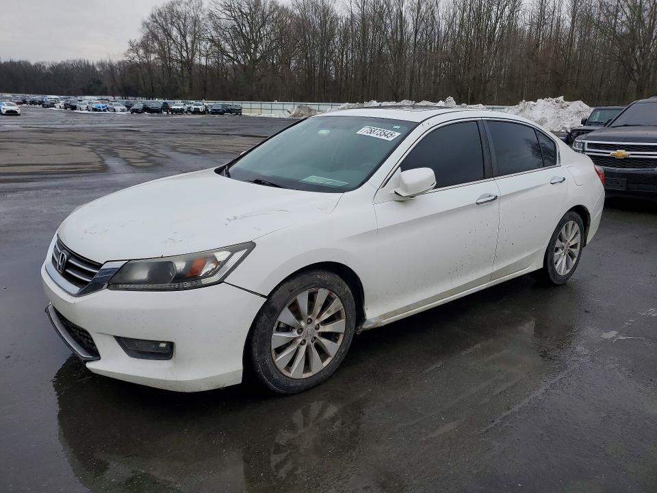 2015 HONDA ACCORD — VIN 1HGCR2F79FA237481
