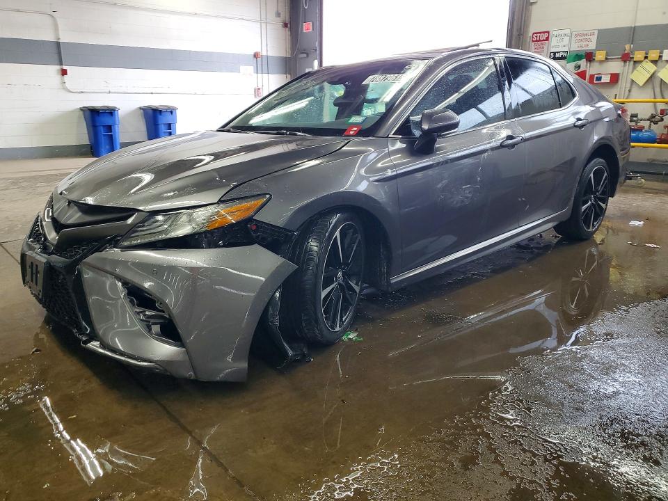 2018 TOYOTA CAMRY — VIN 4T1B61HK7JU097917