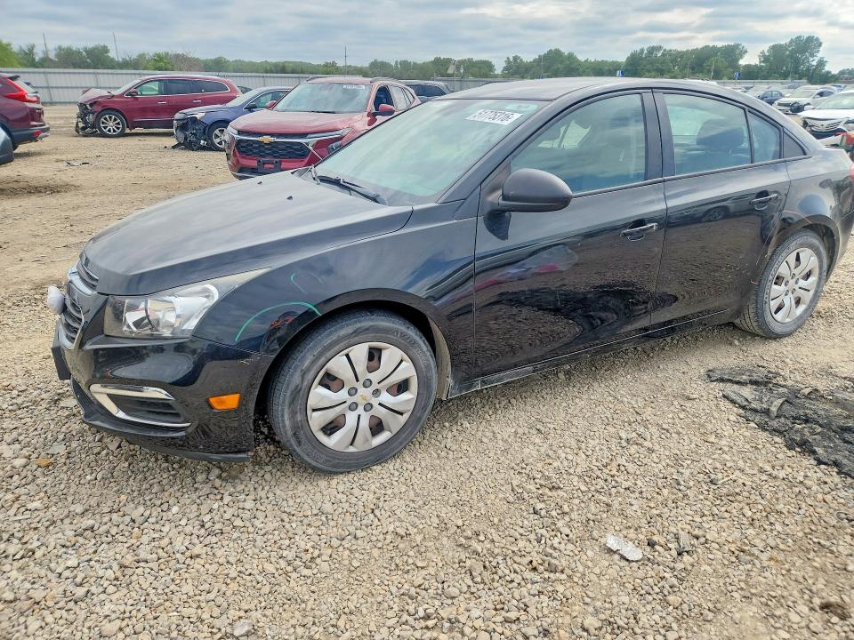 2016 CHEVROLET CRUZE LIMITED — VIN 1G1PC5SH0G7183349