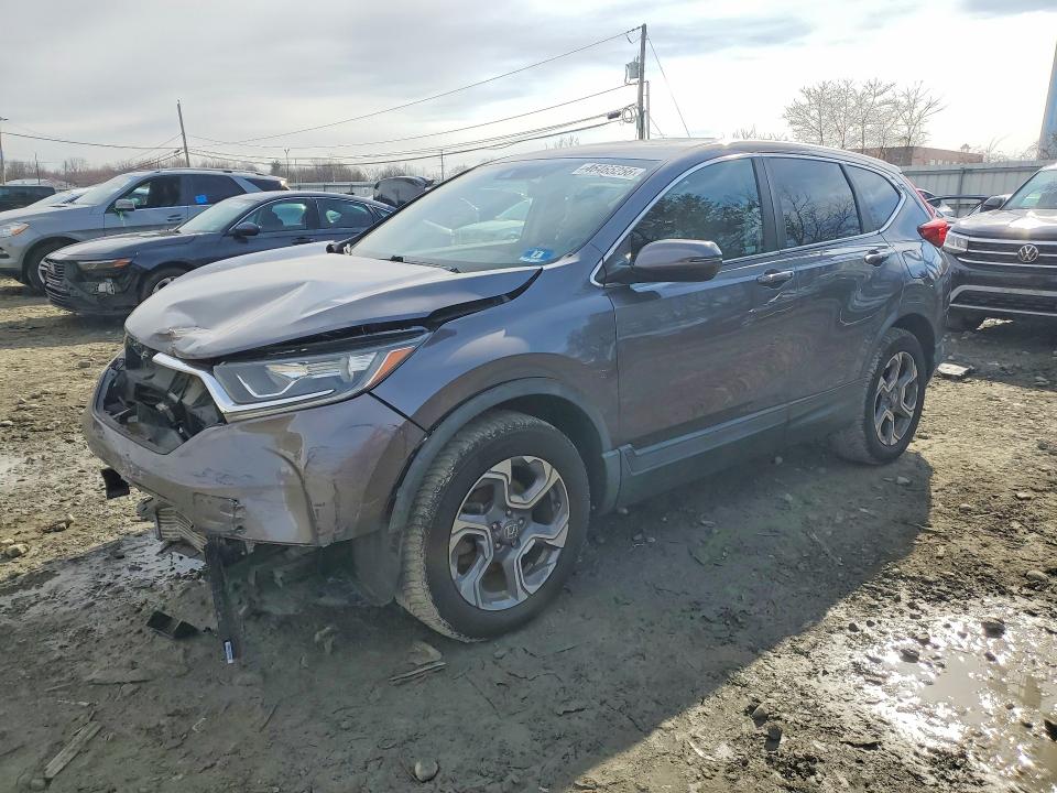 2018 HONDA CR-V — VIN 7FARW2H55JE058047