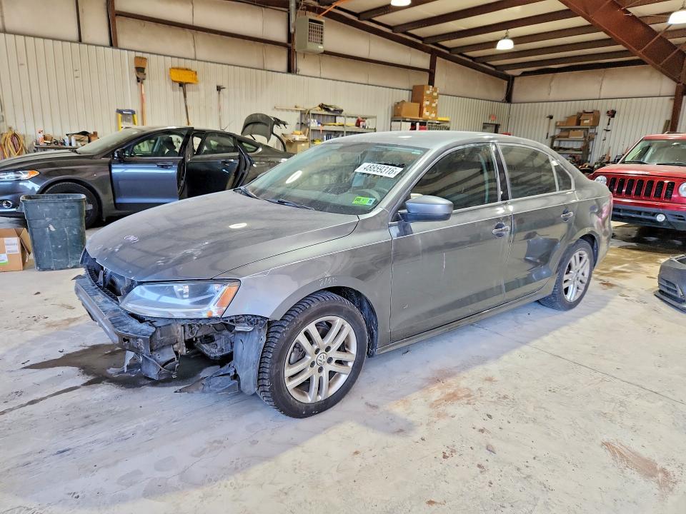 2018 VOLKSWAGEN JETTA — VIN 3VW2B7AJ9JM263215