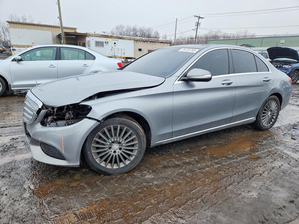 2015 MERCEDES-BENZ C — VIN 55SWF4KB4FU026172