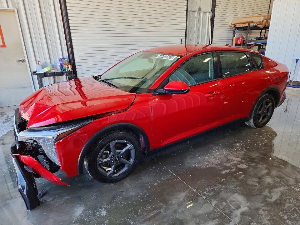 2025 KIA K4 — VIN 3KPFT4DE0SE075693