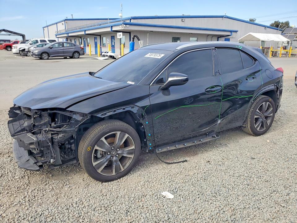 2019 LEXUS UX 200 — VIN JTHY3JBH0K2000671