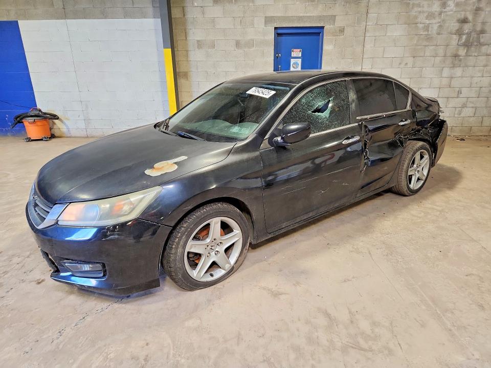 2015 HONDA ACCORD — VIN 1HGCR2F59FA172582