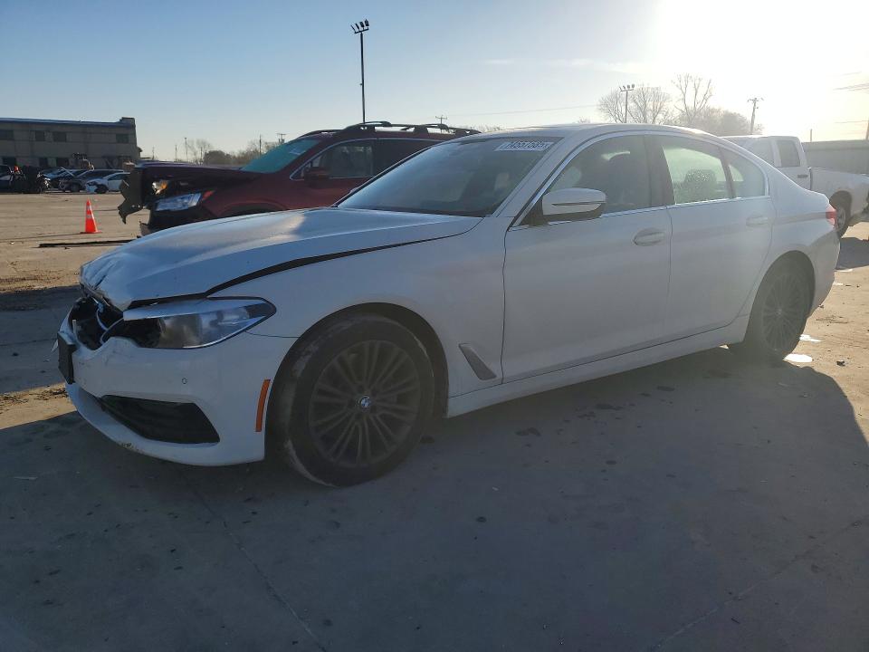 2019 BMW 530 — VIN WBAJA5C56KWW08060
