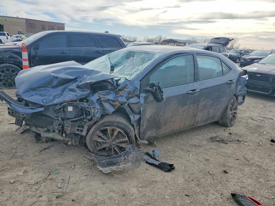 2018 TOYOTA COROLLA — VIN 2T1BURHE0JC968138
