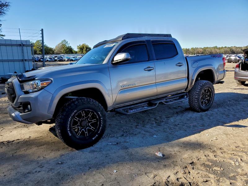 2016 TOYOTA TACOMA DOU — VIN 3TMCZ5AN0GM015406