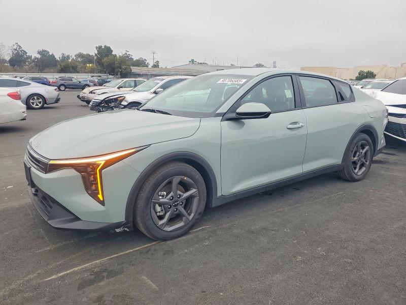 2025 KIA K4 — VIN 3KPFT4DE4SE178132