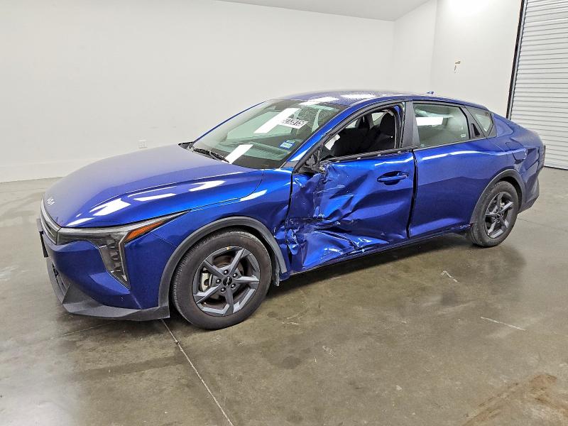2025 KIA K4 — VIN 3KPFT4DE5SE038574