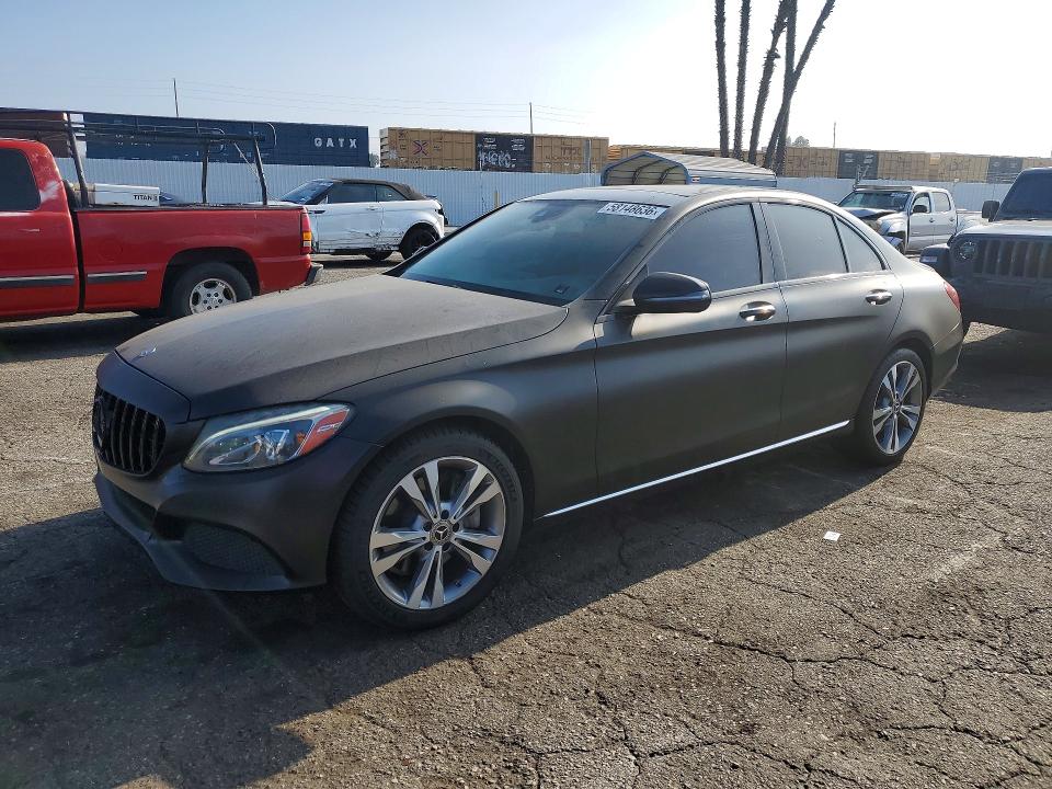 2016 MERCEDES-BENZ C — VIN 55SWF4JB9GU127632