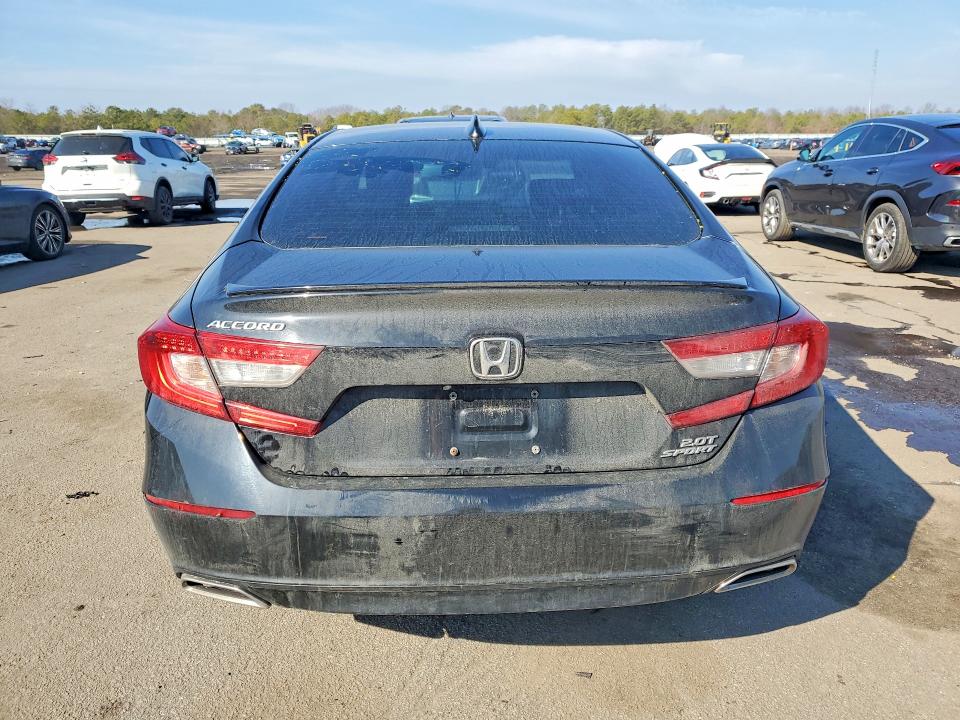 1HGCV2F35KA027009