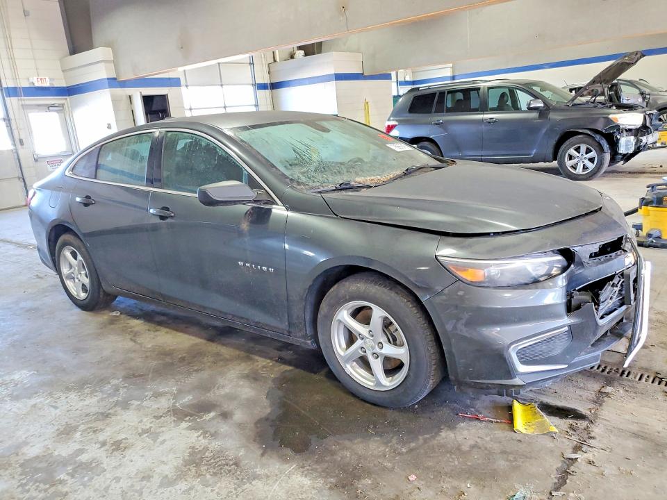 1G1ZB5ST2HF165507