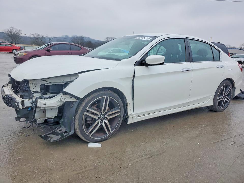 2017 HONDA ACCORD — VIN 1HGCR2F17HA156154
