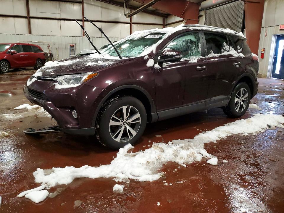 2018 TOYOTA RAV4 — VIN 2T3RFREV3JW831262