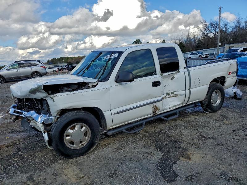 2003 GMC NEW SIERRA — VIN 2GTEK19T431207681