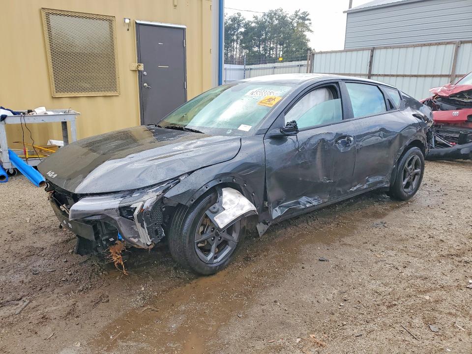 2025 KIA K4 — VIN 3KPFT4DE5SE122460