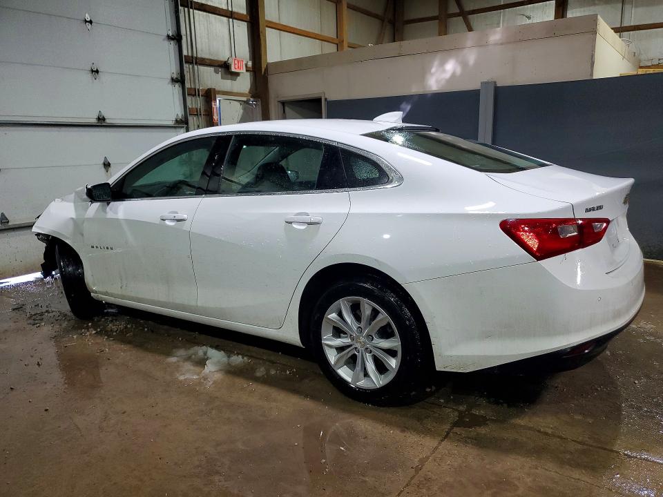 1G1ZD5ST8SF125336