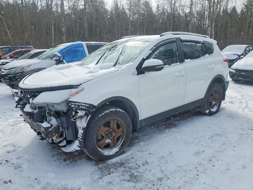 2015 TOYOTA RAV4 — VIN 2T3BFREV2FW405801