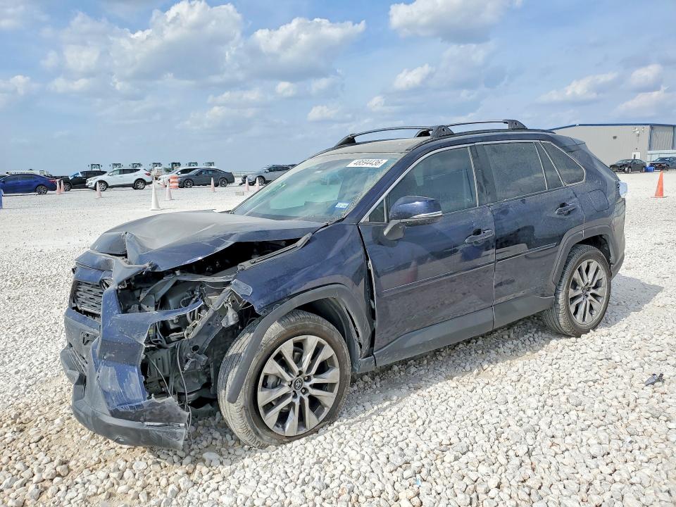 2020 TOYOTA RAV4 — VIN 2T3C1RFV1LC037013