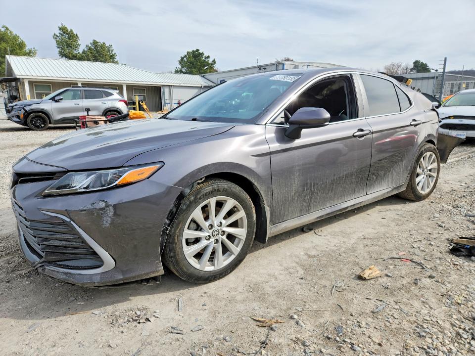 2021 TOYOTA CAMRY — VIN 4T1C11AK8MU527942