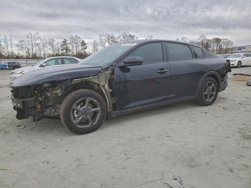 2025 KIA K4 — VIN 3KPFT4DE6SE023100