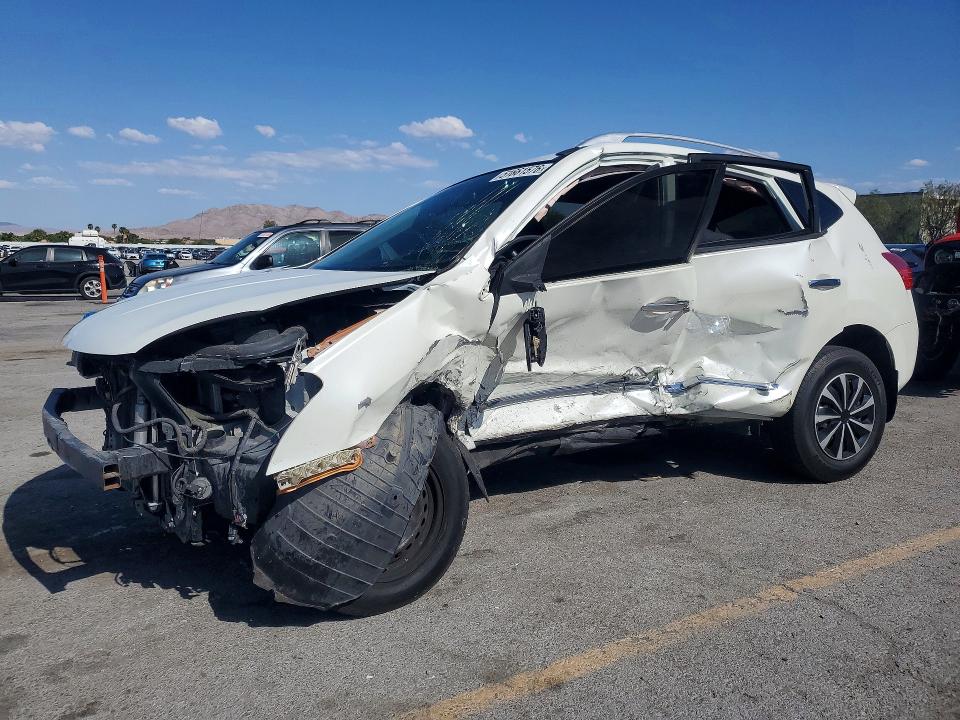2015 NISSAN ROGUE SELECT — VIN JN8AS5MV2FW764928
