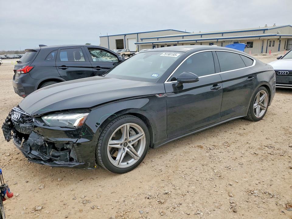 2022 AUDI A5 — VIN WAUFACF5XNA033887