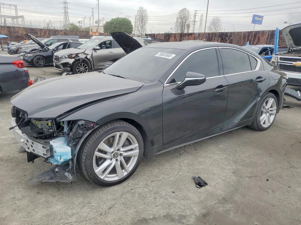 2025 LEXUS IS 300 — VIN JTHCA1D22S5135478