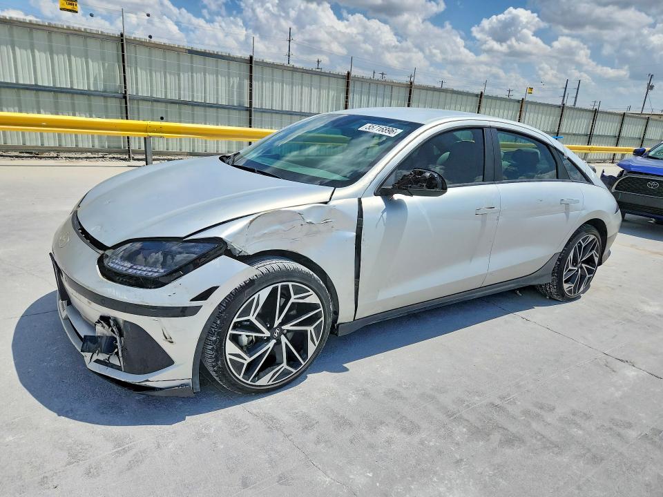 2024 HYUNDAI IONIQ 6 — VIN KMHM34AA6RA075196