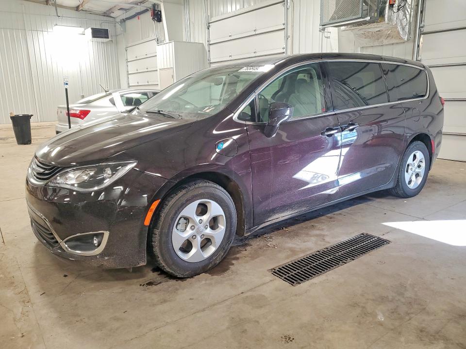 2018 CHRYSLER PACIFICA — VIN 2C4RC1H76JR236715