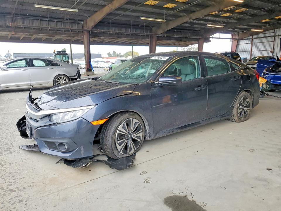 2HGFC1F85JH640529