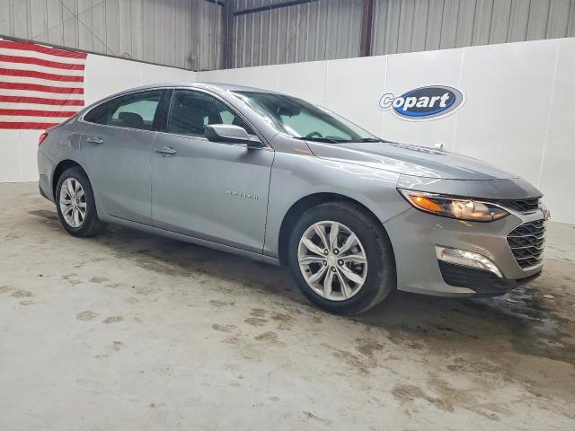 1G1ZD5ST8SF155551