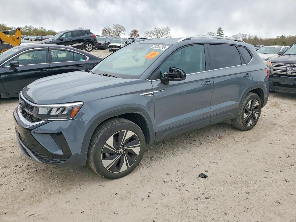 2024 VOLKSWAGEN TAOS — VIN 3VVVX7B23RM014818