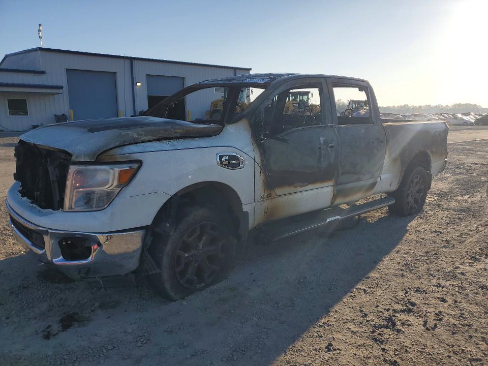 2017 NISSAN TITAN XD — VIN 1N6BA1F4XHN563039