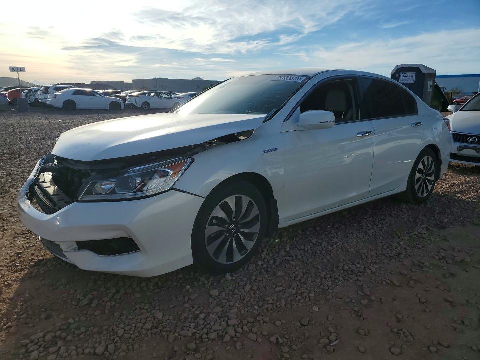 2017 HONDA ACCORD — VIN JHMCR6F31HC019639