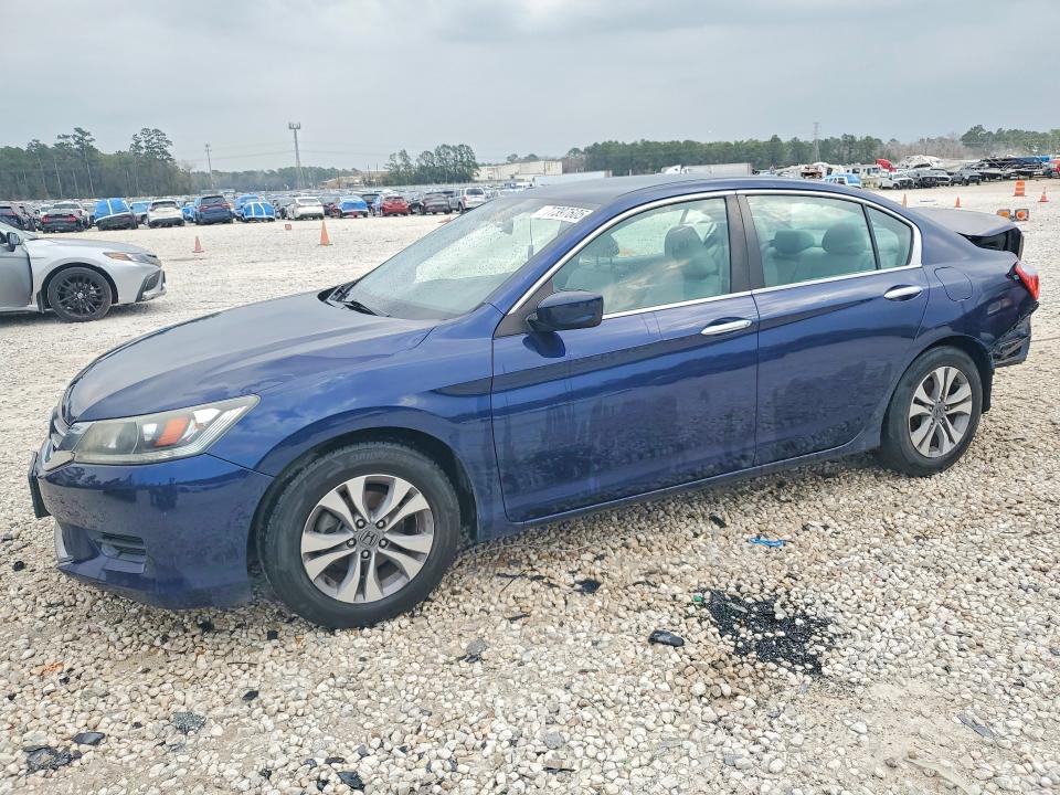 2015 HONDA ACCORD — VIN 1HGCR2F30FA161937