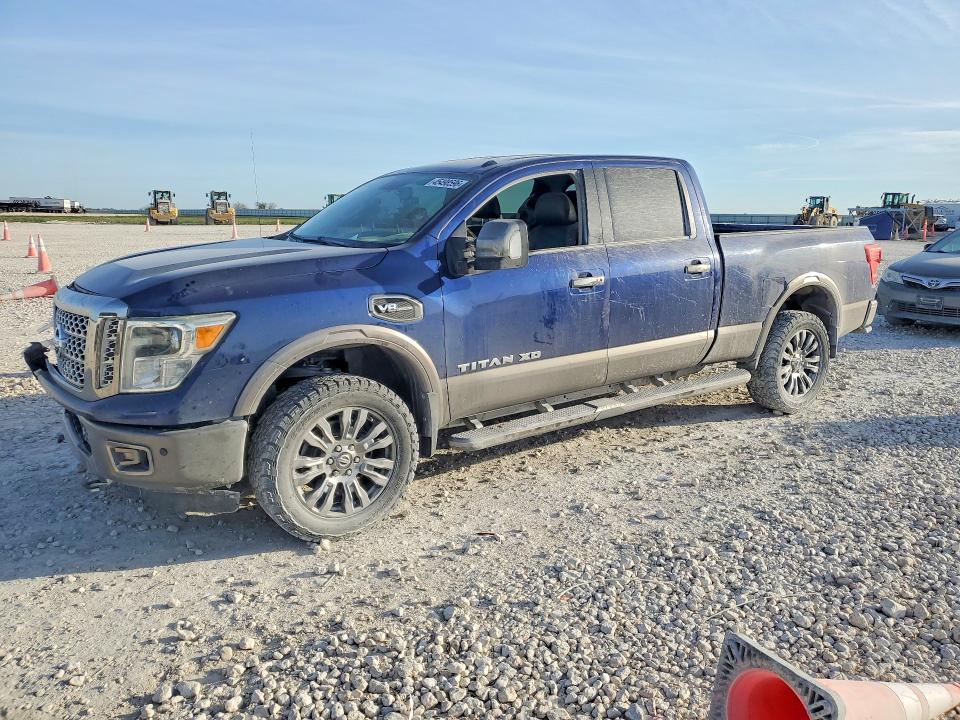 2017 NISSAN TITAN XD — VIN 1N6AA1F43HN504328