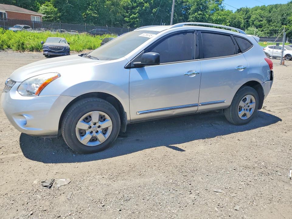 2015 NISSAN ROGUE SELECT — VIN JN8AS5MV0FW753619
