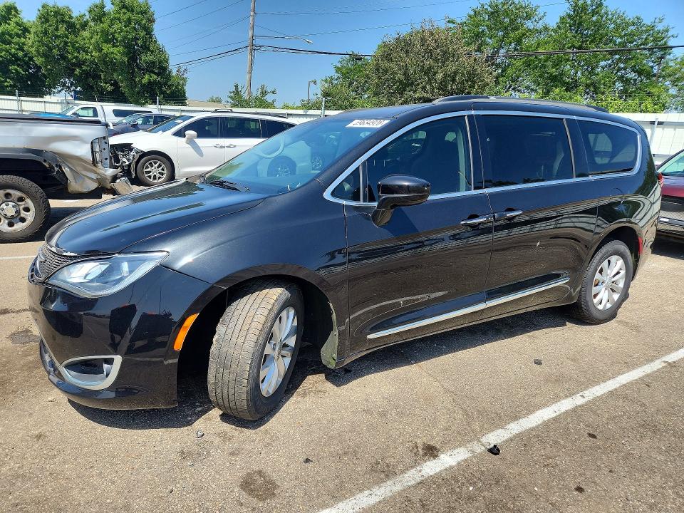 2C4RC1BG7HR705197