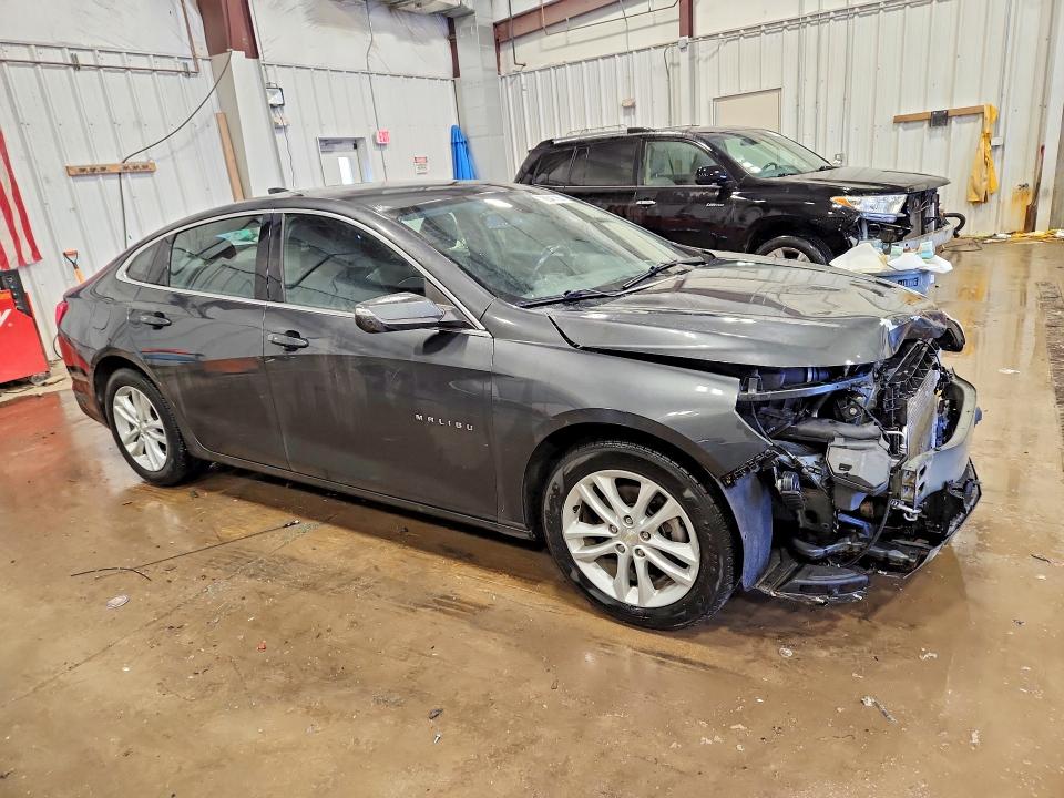 1G1ZD5ST1JF156961