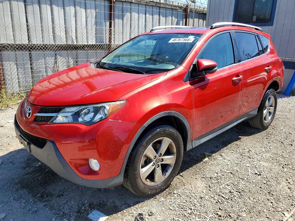 2015 TOYOTA RAV4 — VIN 2T3RFREV4FW399675