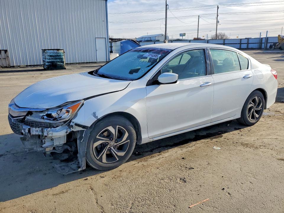 2017 HONDA ACCORD — VIN 1HGCR2F39HA125991