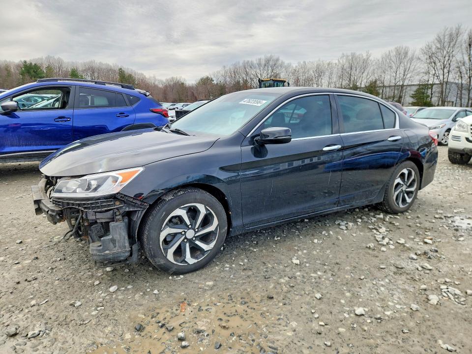 2017 HONDA ACCORD — VIN 1HGCR2F91HA019524