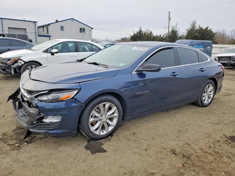 2021 CHEVROLET MALIBU — VIN 1G1ZD5ST3MF052654